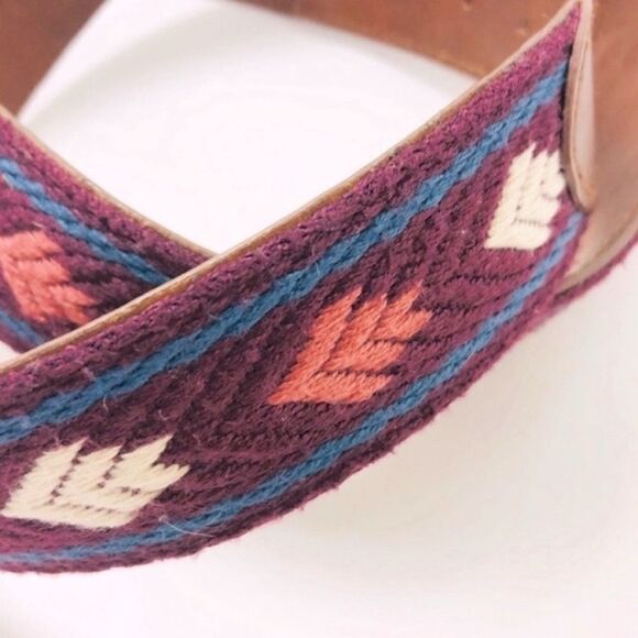 American Eagle Belt Boho Embroidered Size XS - Picture 2 of 5